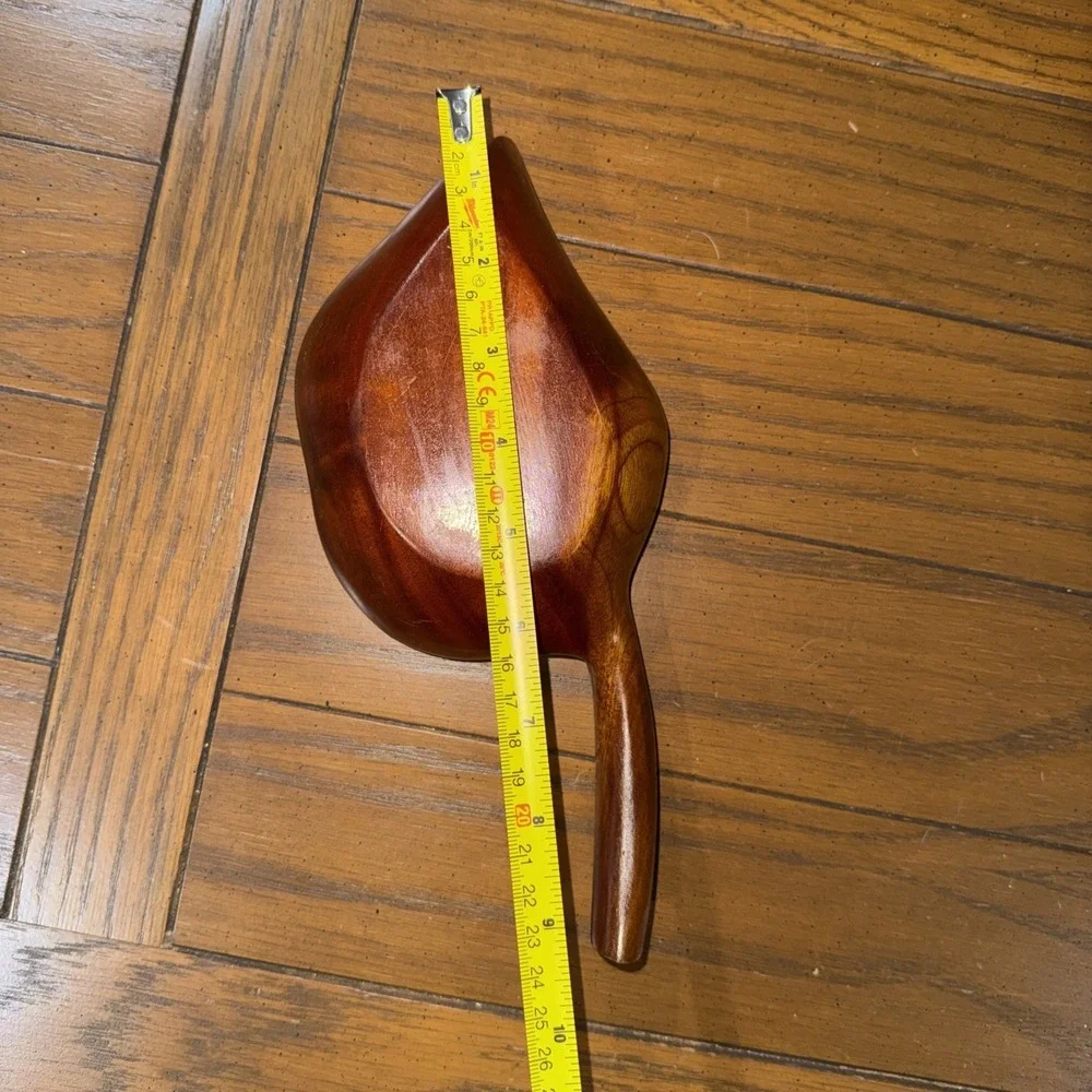 Hand‑Carved Monkeypod Leaf‑Shaped Wooden Bowl 10